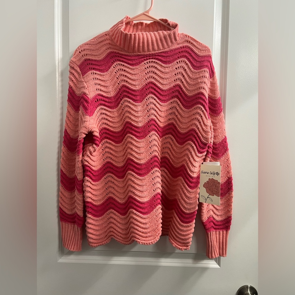 Beautiful Pink Sweater Wavy Retro